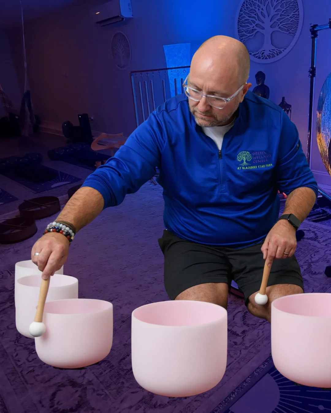 Erik Raser-Schramm with crystal singing bowls